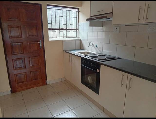 2 BEDROOM PROPERTY TO RENT IN LADANNA